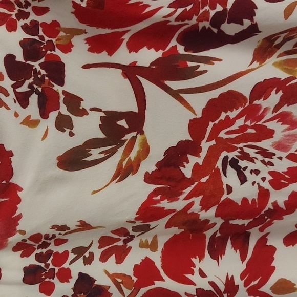 LOVERS AND FRIENDS Red Floral Printed Wrap Midi Skirt - Picture 7 of 14